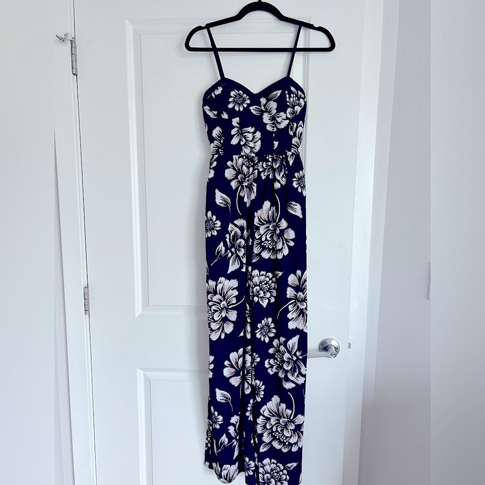 Navy floral Jumper size Small